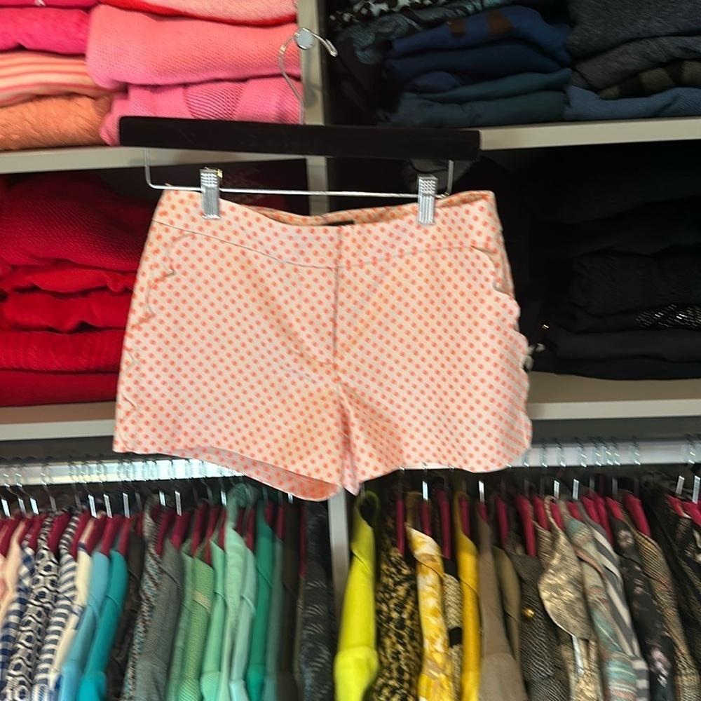 J Crew cream with orange polka dots 3” scallop pockets size 0 shorts